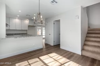 Photo #6: 6203278 Listing
