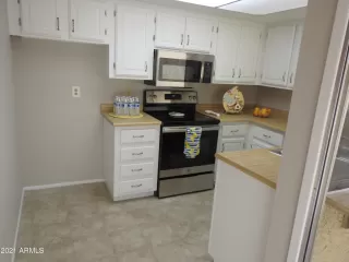 Photo #3: 6203286 Listing 