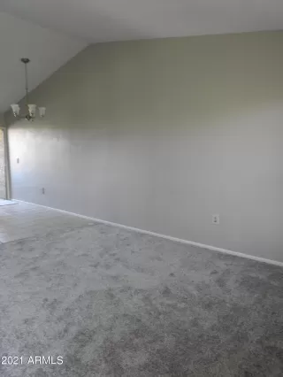 Photo #6: 6203286 Listing 