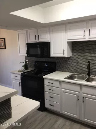 Photo #1: 6203318 Listing