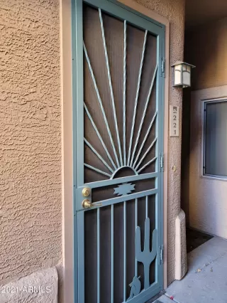 Photo #2: 6203393 Listing 