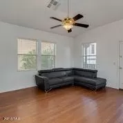 Photo #4: 6203436 Listing