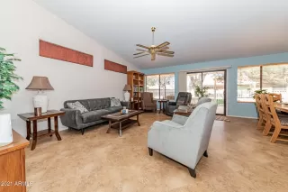 Photo #3: 6203580 Listing