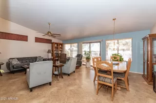 Photo #4: 6203580 Listing