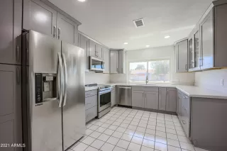 Photo #3: 6203958 Listing