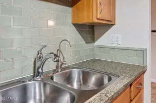 Photo #6: 6204022 Listing