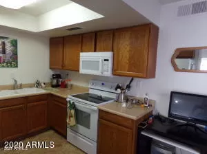 Photo #2: 6204147 Listing