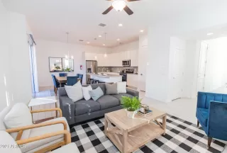 Photo #3: 6204184 Listing