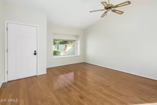 Photo #2: 6204331 Listing 