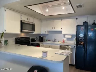 Photo #2: 6204393 Listing