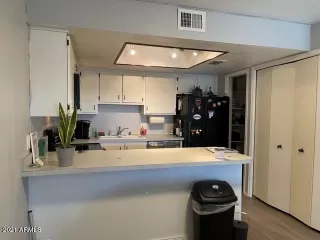 Photo #4: 6204393 Listing