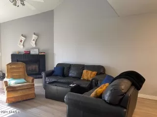 Photo #6: 6204393 Listing