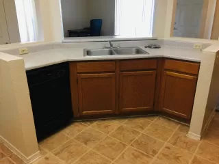 Photo #4: 6204395 Listing