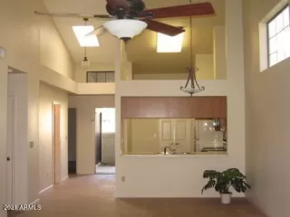 Photo #6: 6204506 Listing