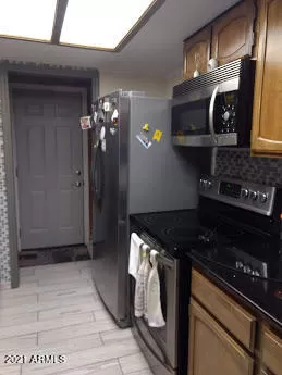 Photo #6: 6204602 Listing