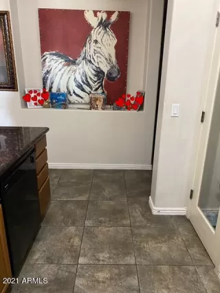 Photo #6: 6204805 Listing