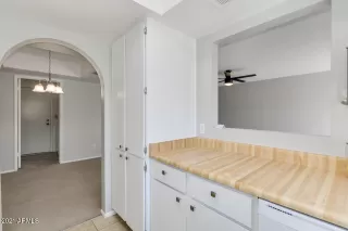 Photo #3: 6204826 Listing 
