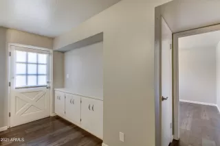 Photo #5: 6205031 Listing