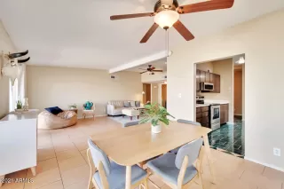 Photo #3: 6205252 Listing