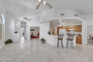 Photo #4: 6205349 Listing 