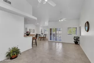 Photo #5: 6205349 Listing 