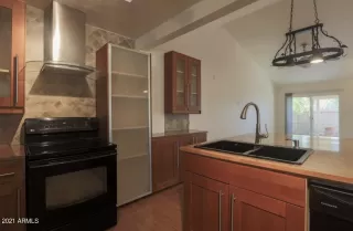 Photo #4: 6205485 Listing