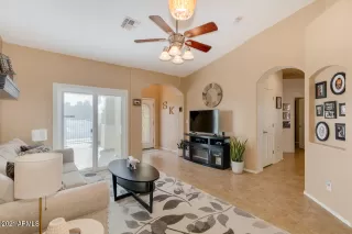 Photo #2: 6205647 Listing