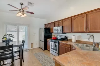 Photo #3: 6205647 Listing