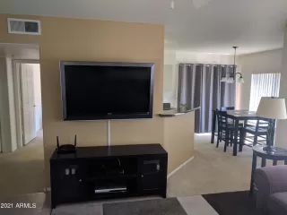 Photo #4: 6205655 Listing