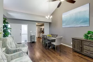 Photo #6: 6205678 Listing