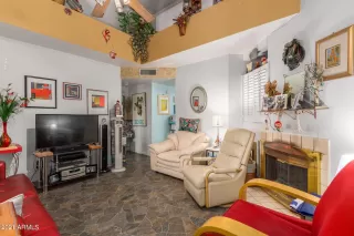 Photo #2: 6205799 Listing