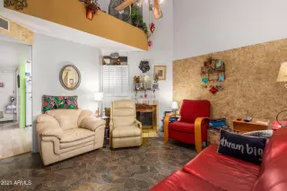 Photo #3: 6205799 Listing