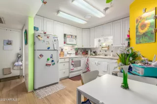 Photo #5: 6205799 Listing