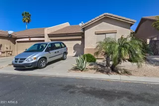 Photo #2: 6205800 Listing