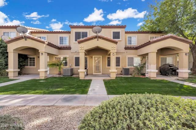 MLS: 6205805 Condo For Sale