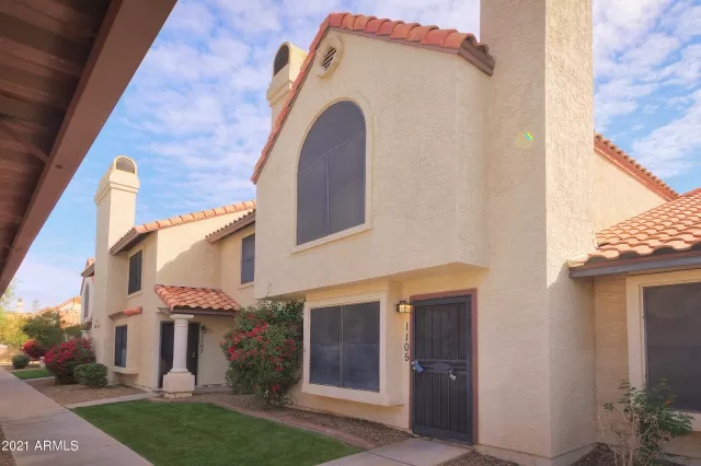 MLS: 6205873 Condo For Sale