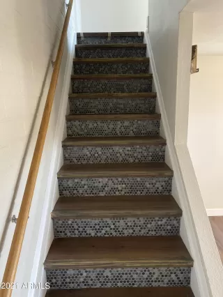 Photo #6: 6205971 Listing