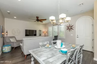 Photo #2: 6205996 Listing 