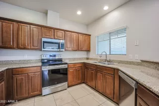 Photo #6: 6206037 Listing 