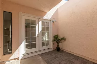 Photo #1: 6206431 Listing