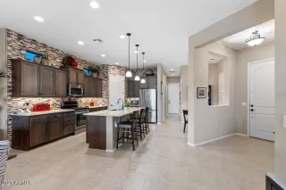 Photo #6: 6206583 Listing 