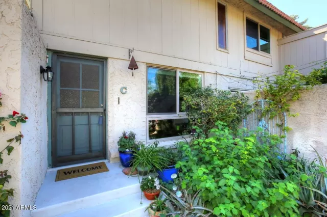 MLS: 6206706 Condo For Sale
