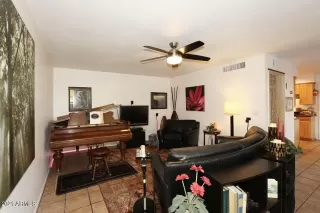 Photo #2: 6206706 Listing
