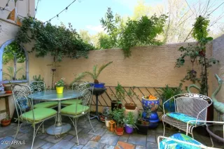 Photo #6: 6206706 Listing