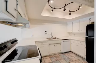 Photo #3: 6206786 Listing