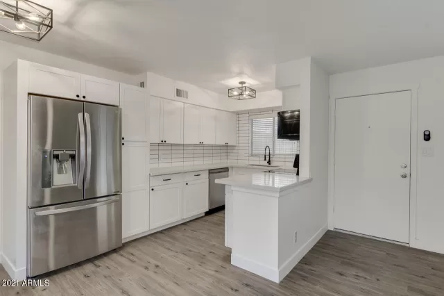 MLS: 6207044 Condo For Sale