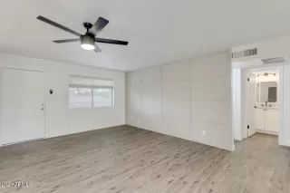 Photo #2: 6207044 Listing 