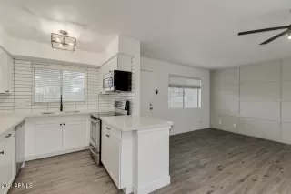 Photo #4: 6207044 Listing 