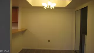 Photo #5: 6207309 Listing 