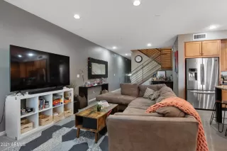 Photo #6: 6207394 Listing